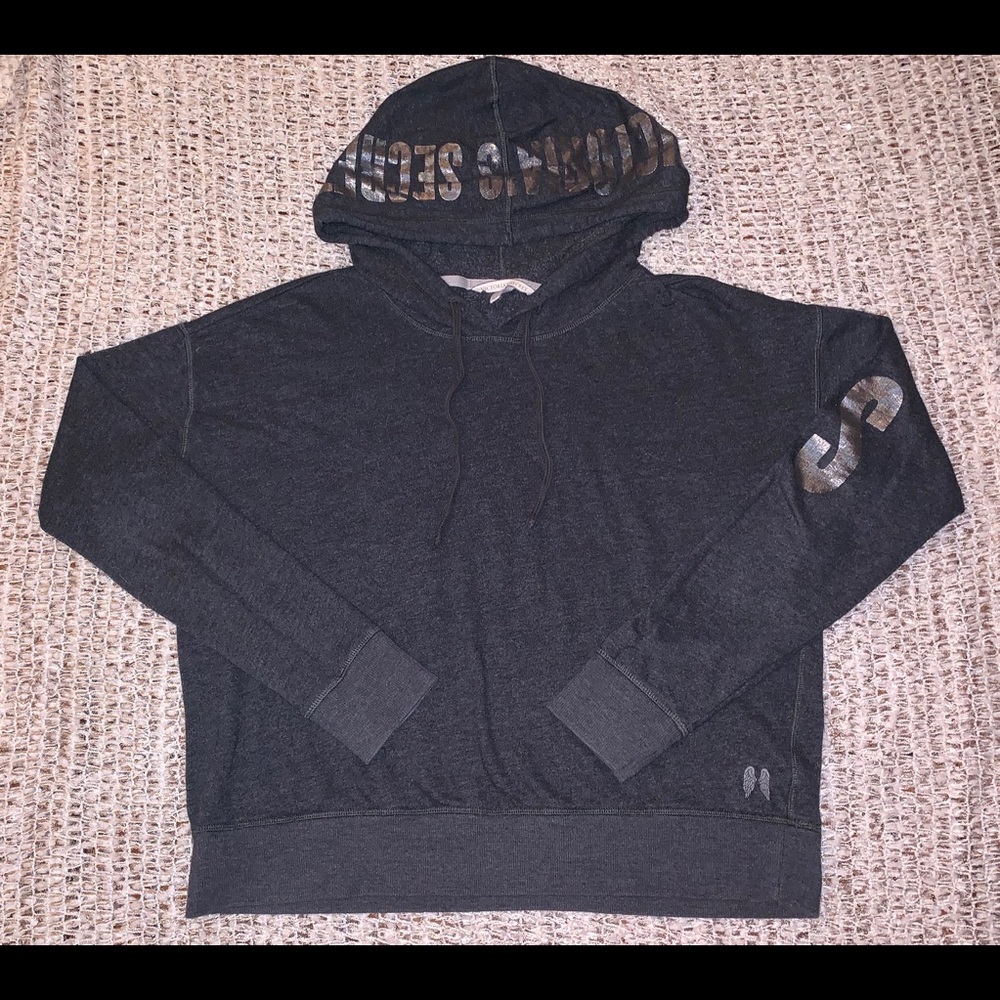 VS Hoodie
